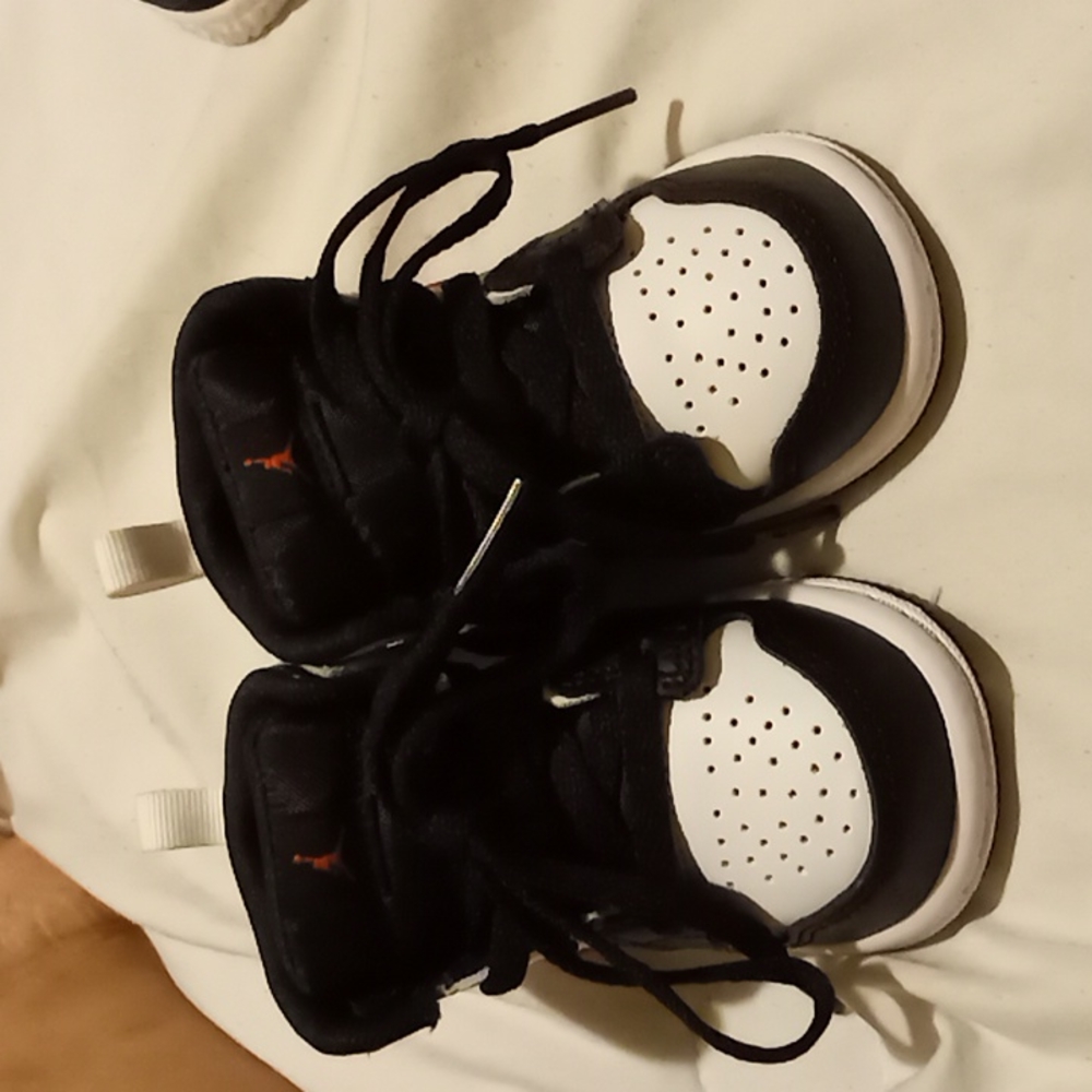 Toddler nike size 4c
